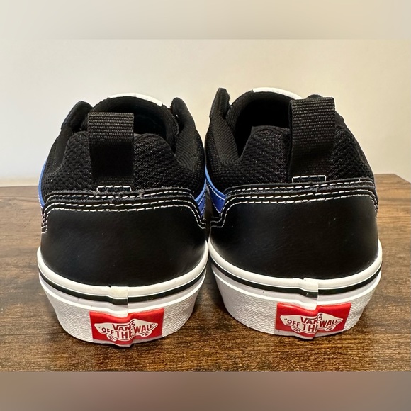 Vans Little/Big Boys Leather Filmore Black/Blue Sneakers NWT Various Sizes - Picture 4 of 6